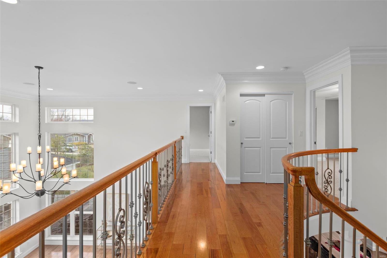 1525 Windridge Court