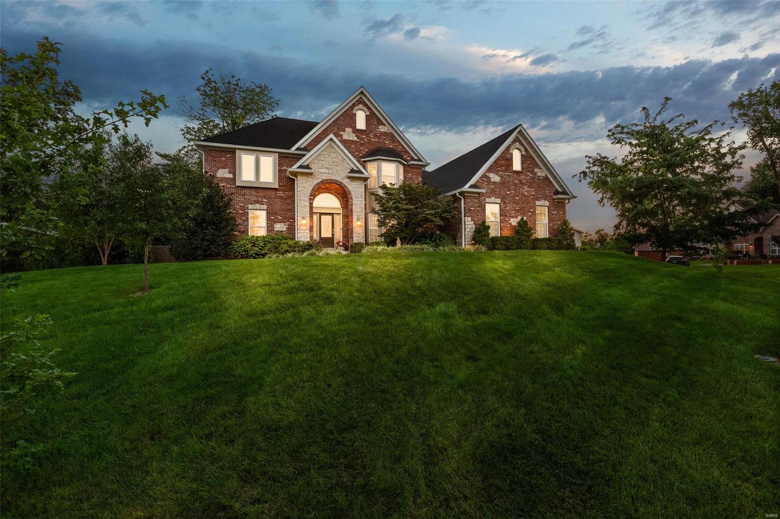1525 Windridge Court