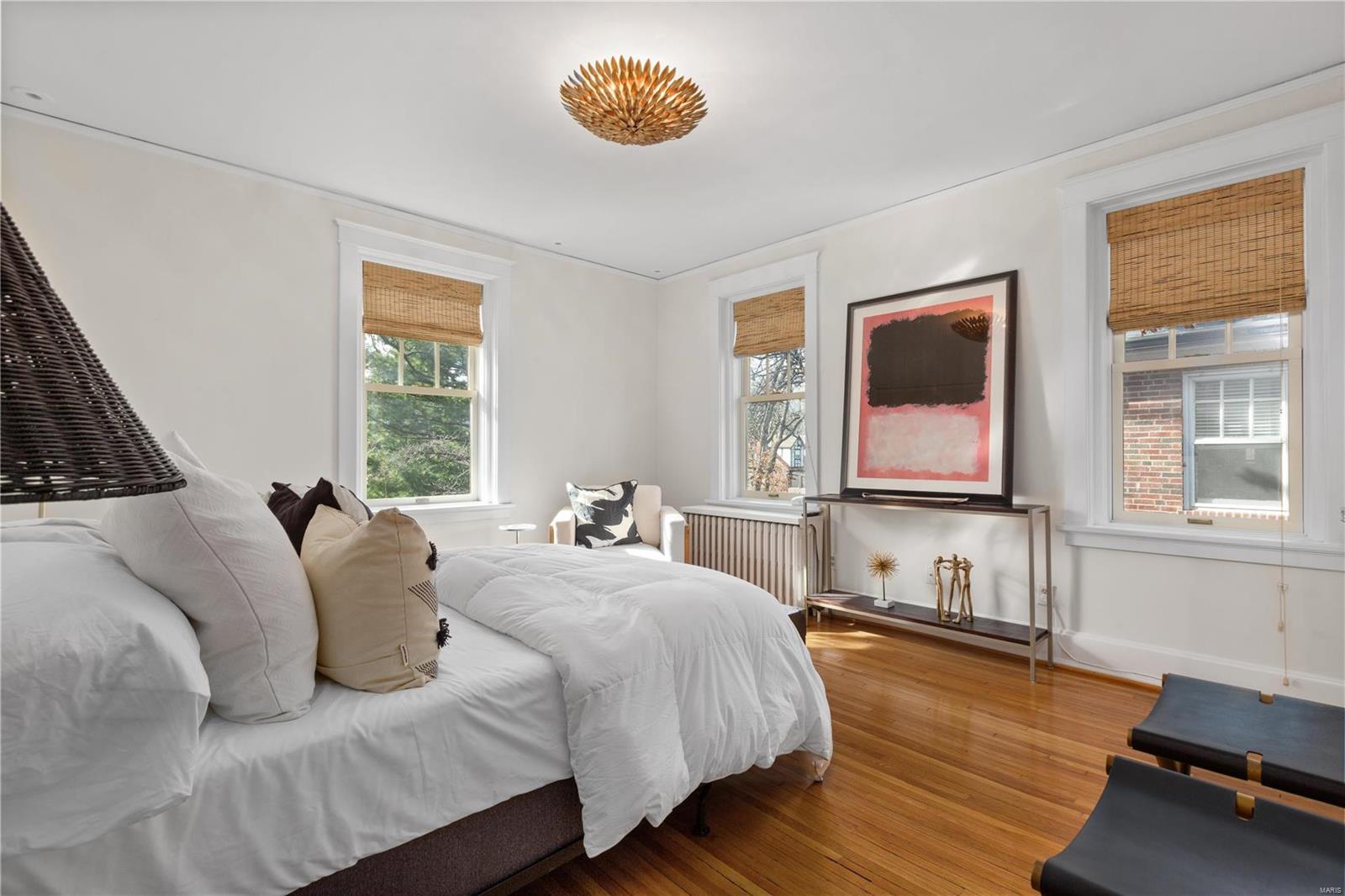 7460 Stratford Avenue