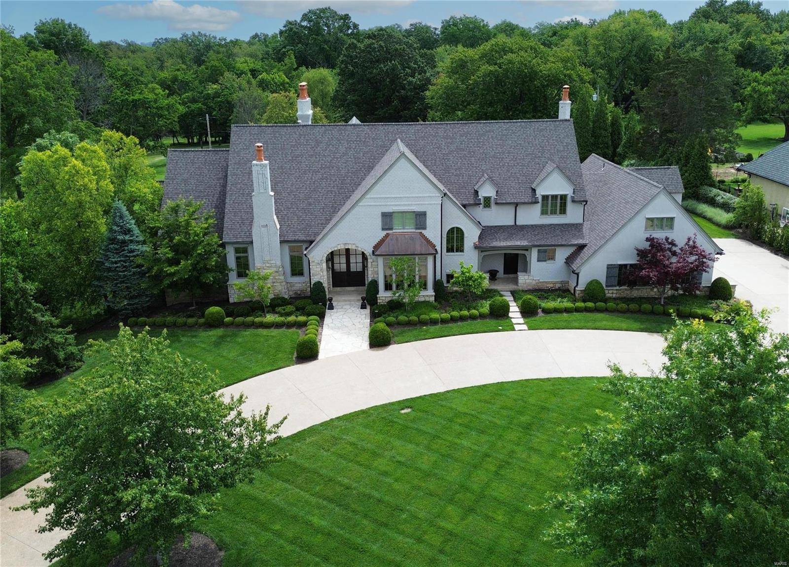 6 Bridle Lane