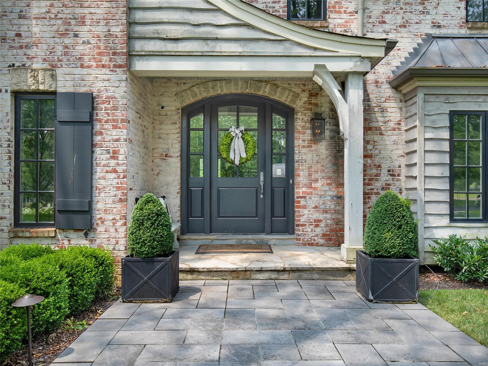 12 Ladue Manor