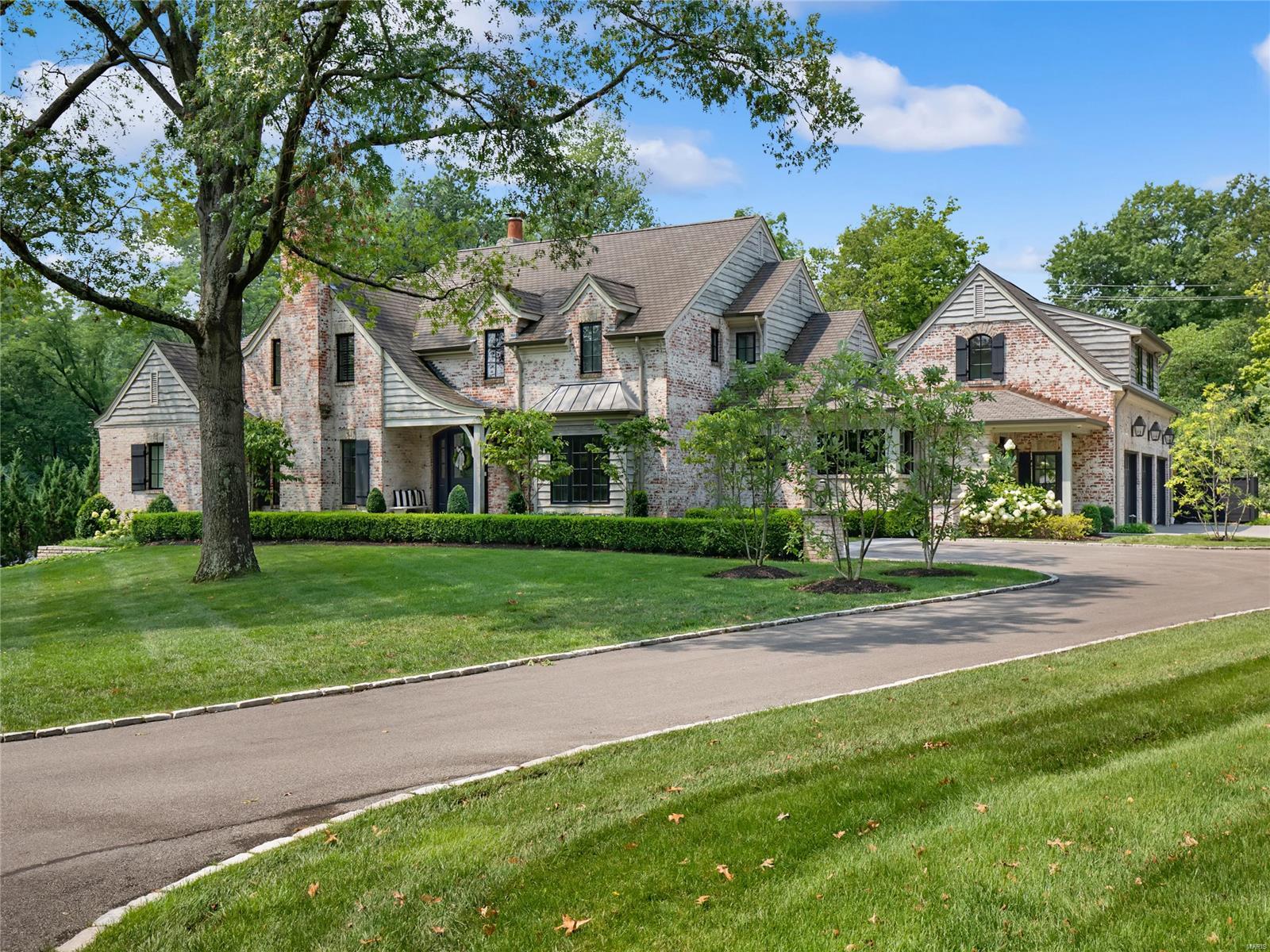 12 Ladue Manor