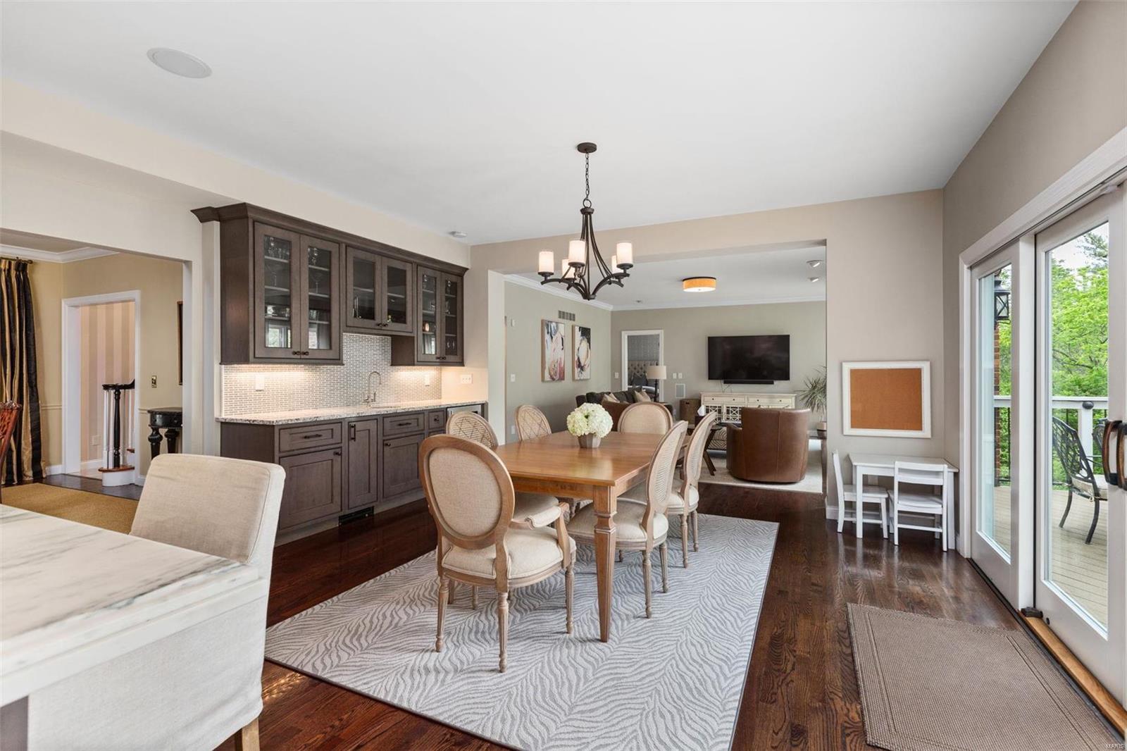 6 Vanessa Drive