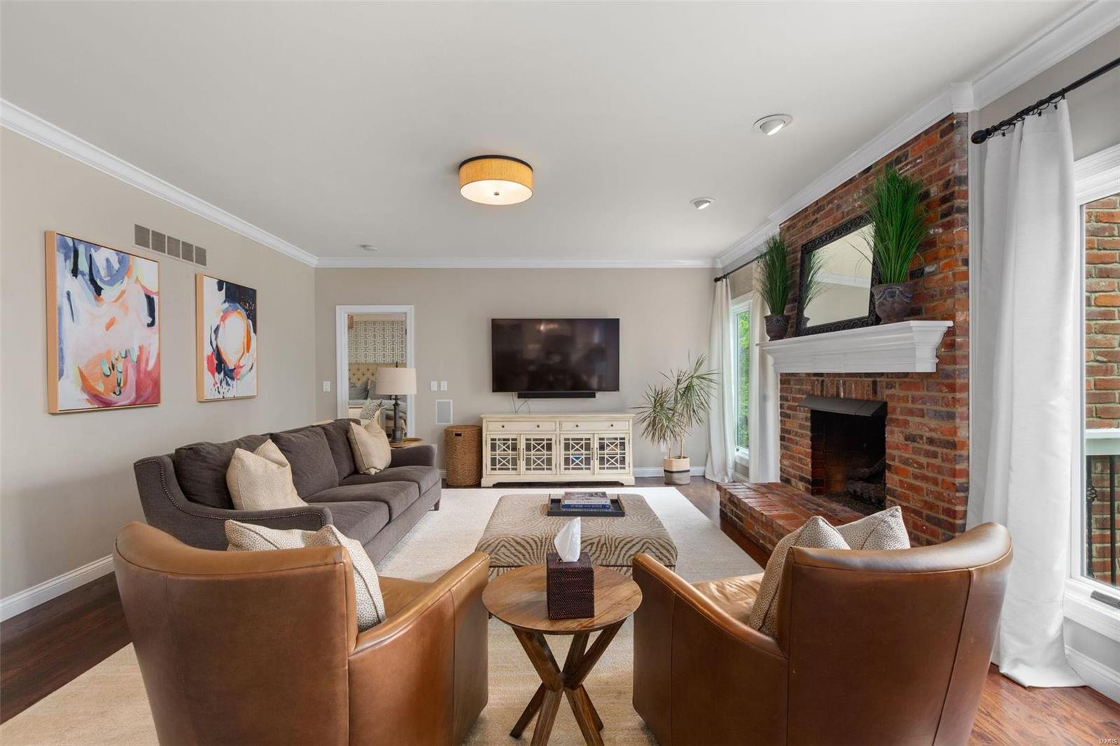 6 Vanessa Drive