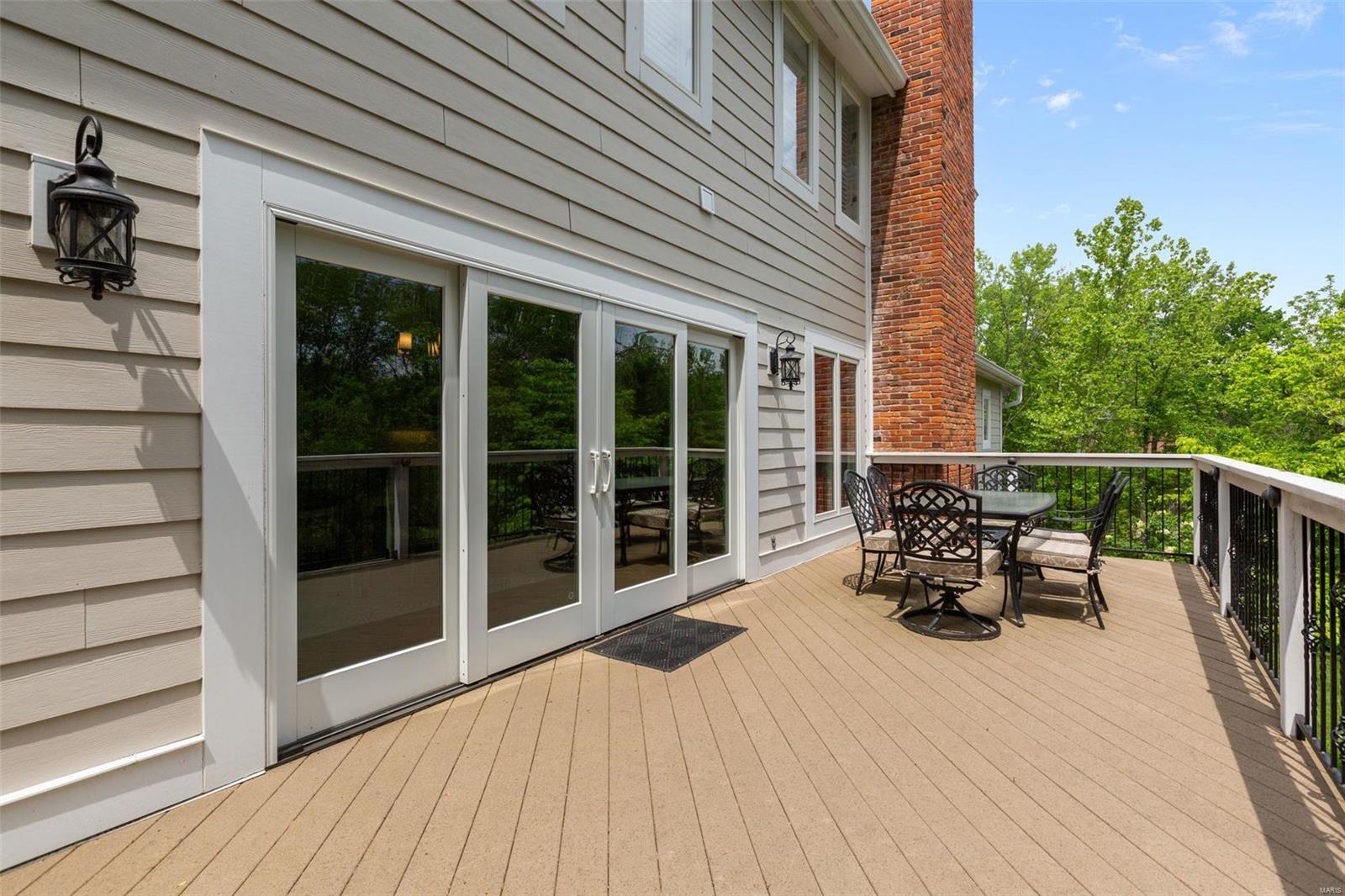 6 Vanessa Drive