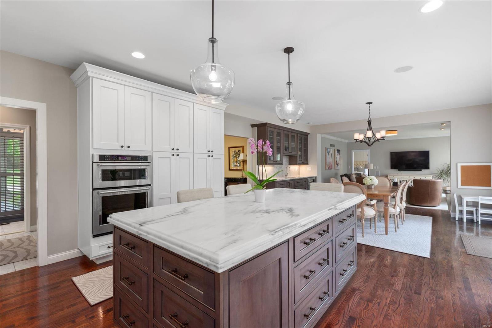 6 Vanessa Drive