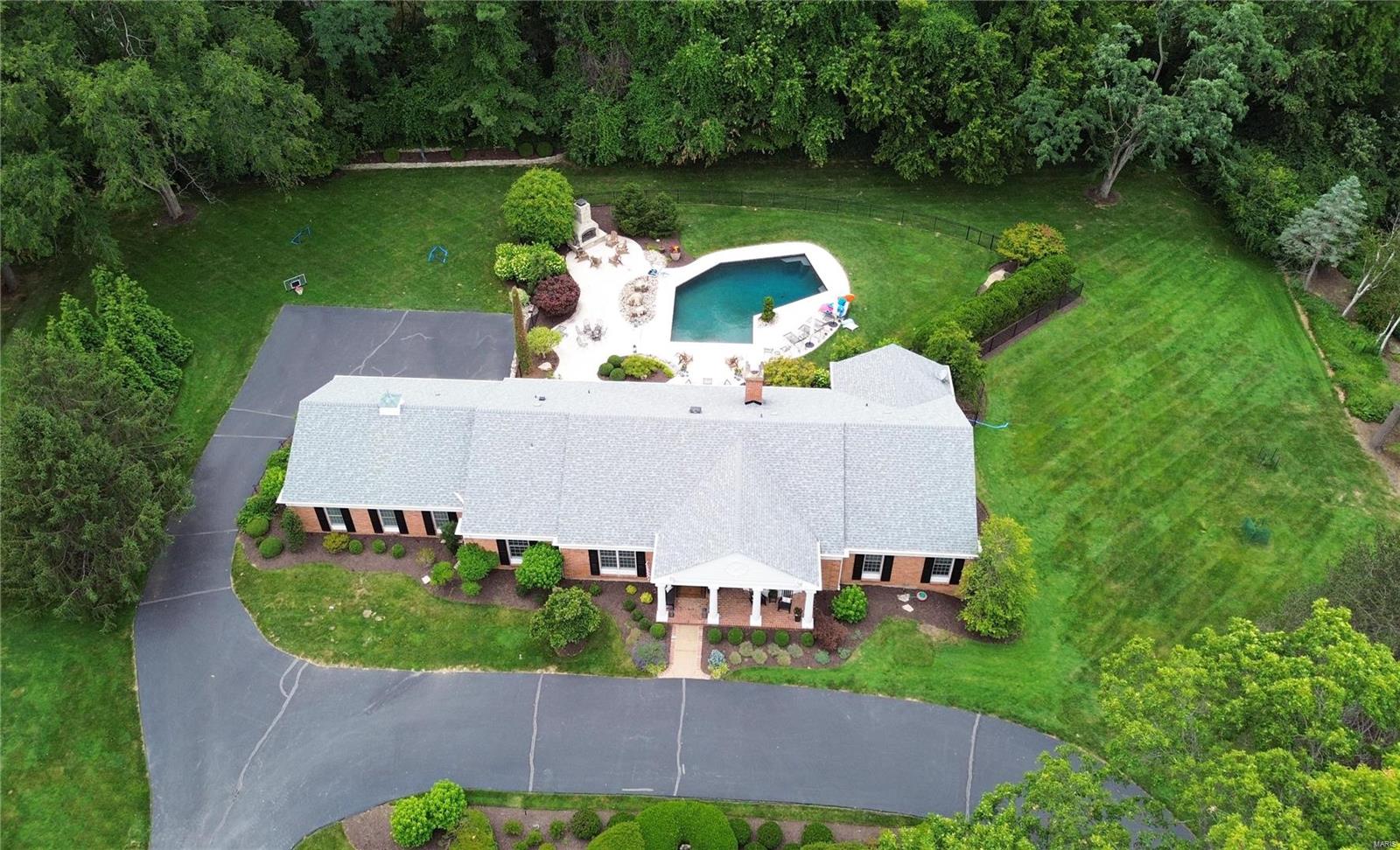 26 Bellerive Country Club Grounds Drive