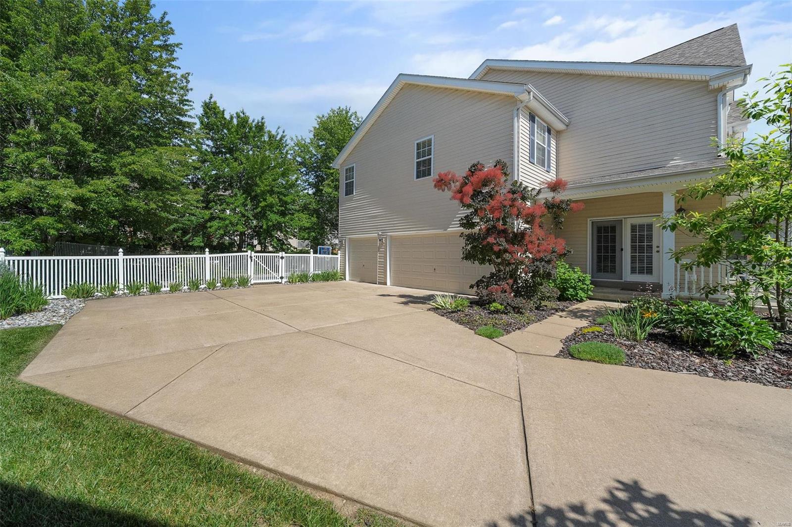 120 Cloverleaf Meadows Court