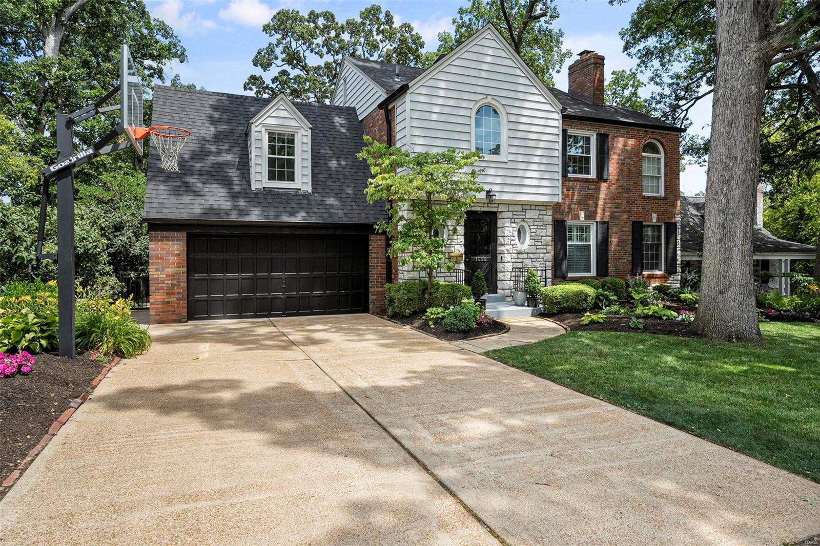 1650 Dearborn Drive
