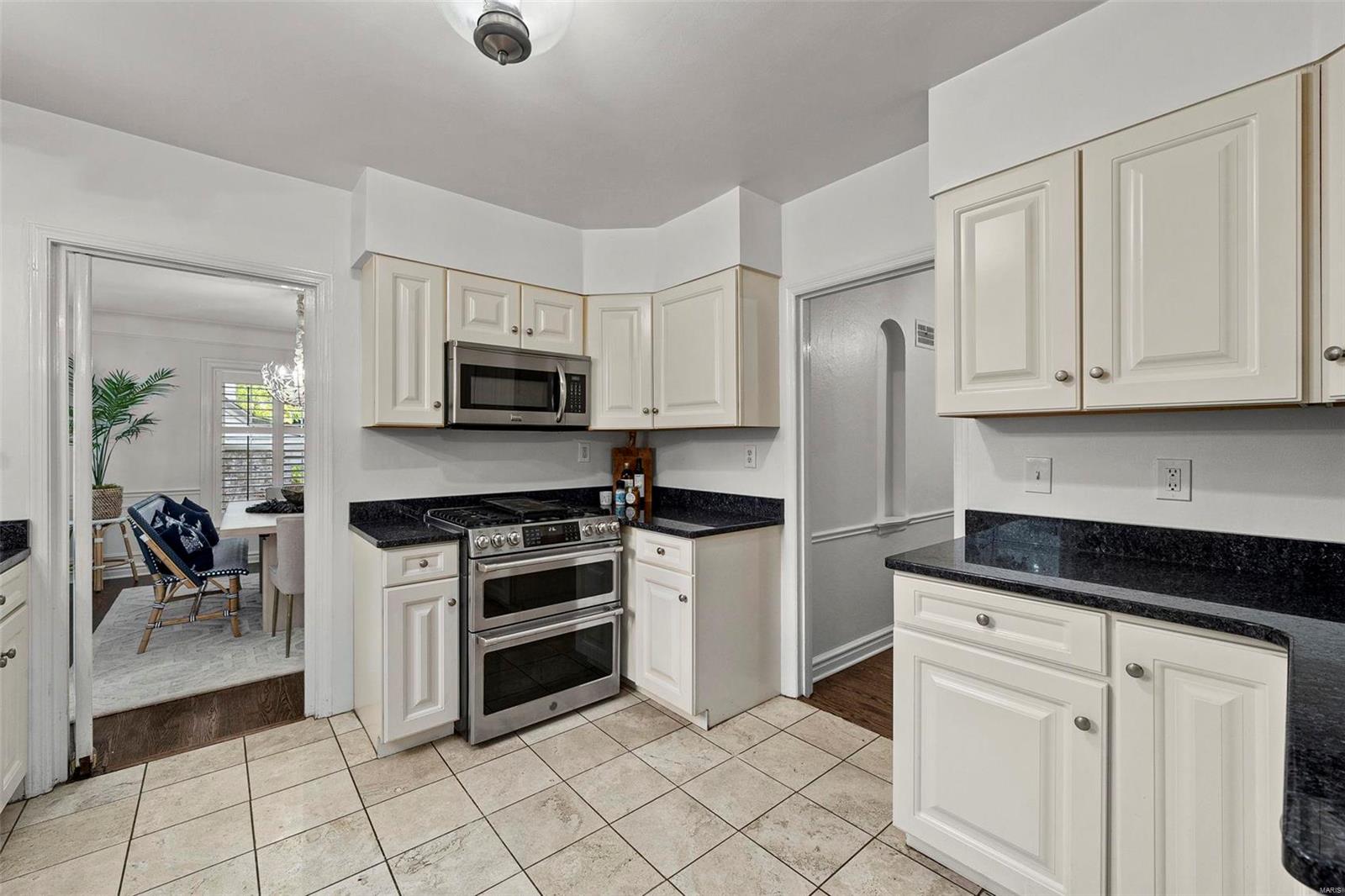 1650 Dearborn Drive