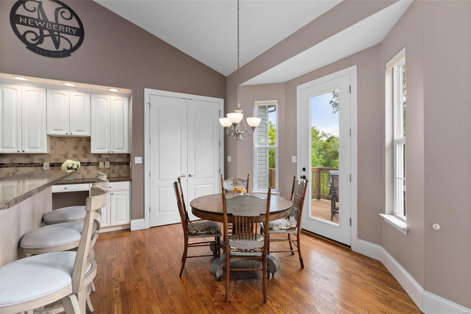 760 Heatherstone Drive