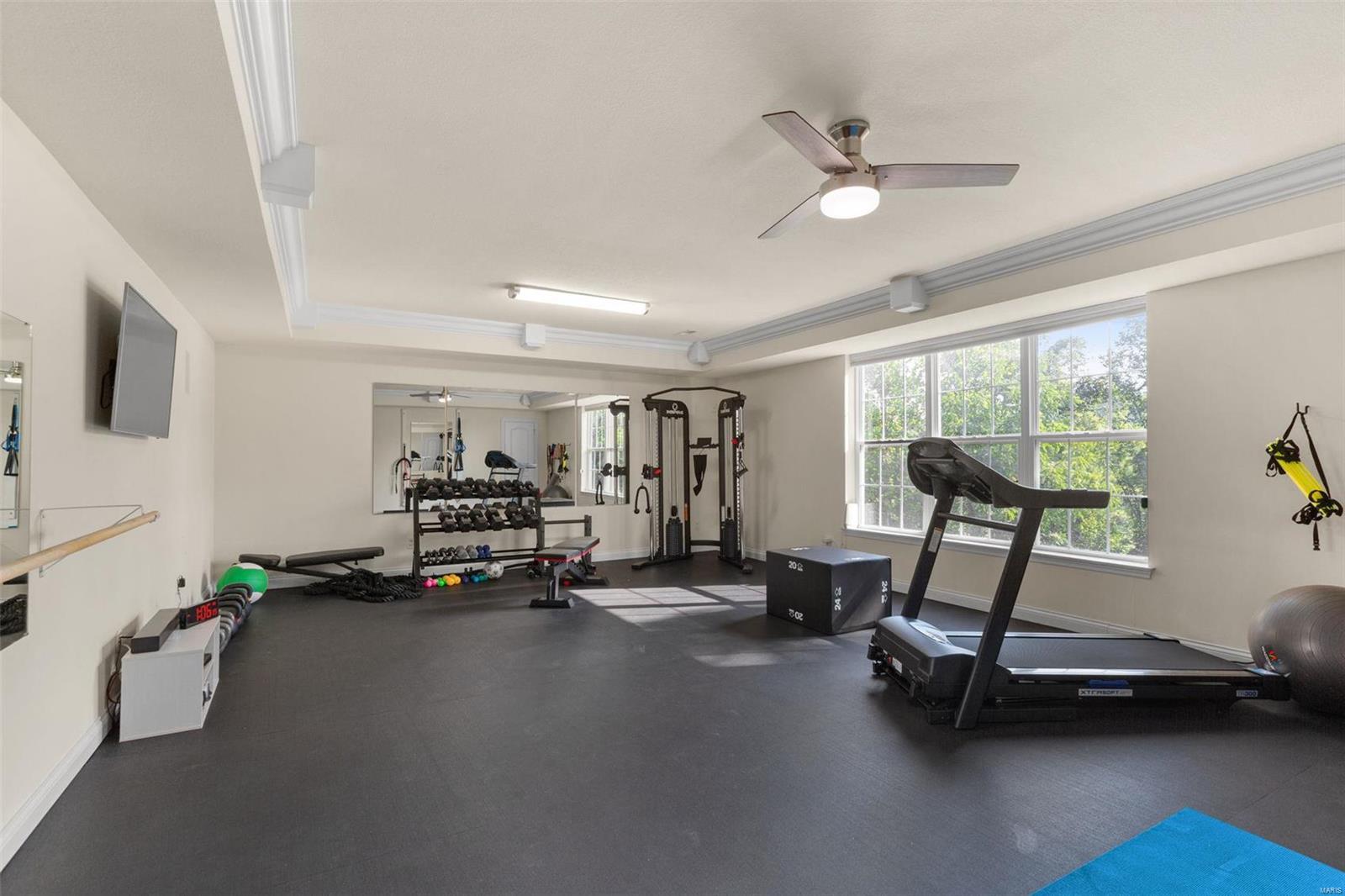 760 Heatherstone Drive