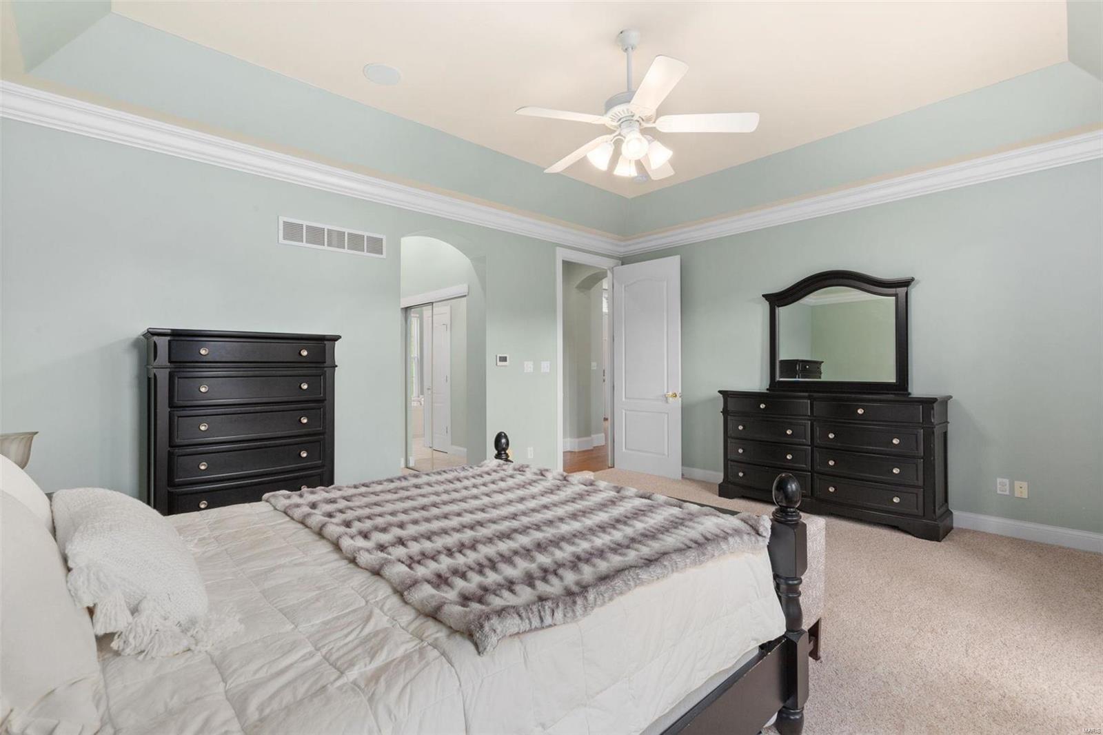 760 Heatherstone Drive