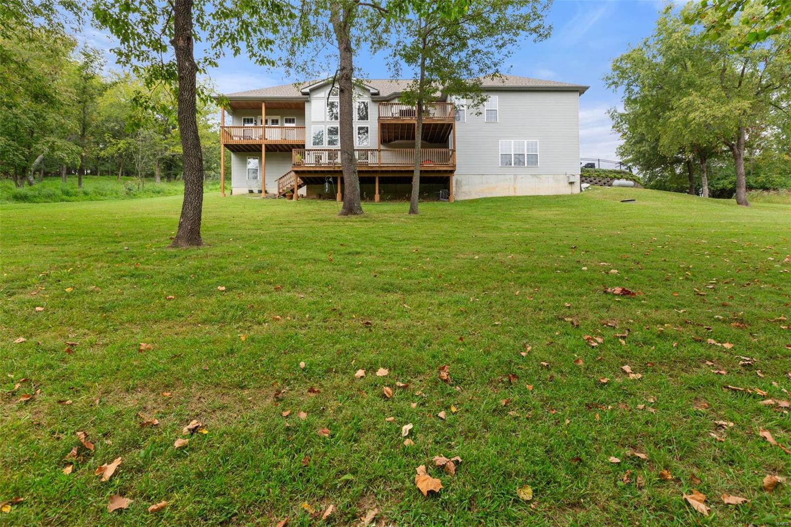 760 Heatherstone Drive