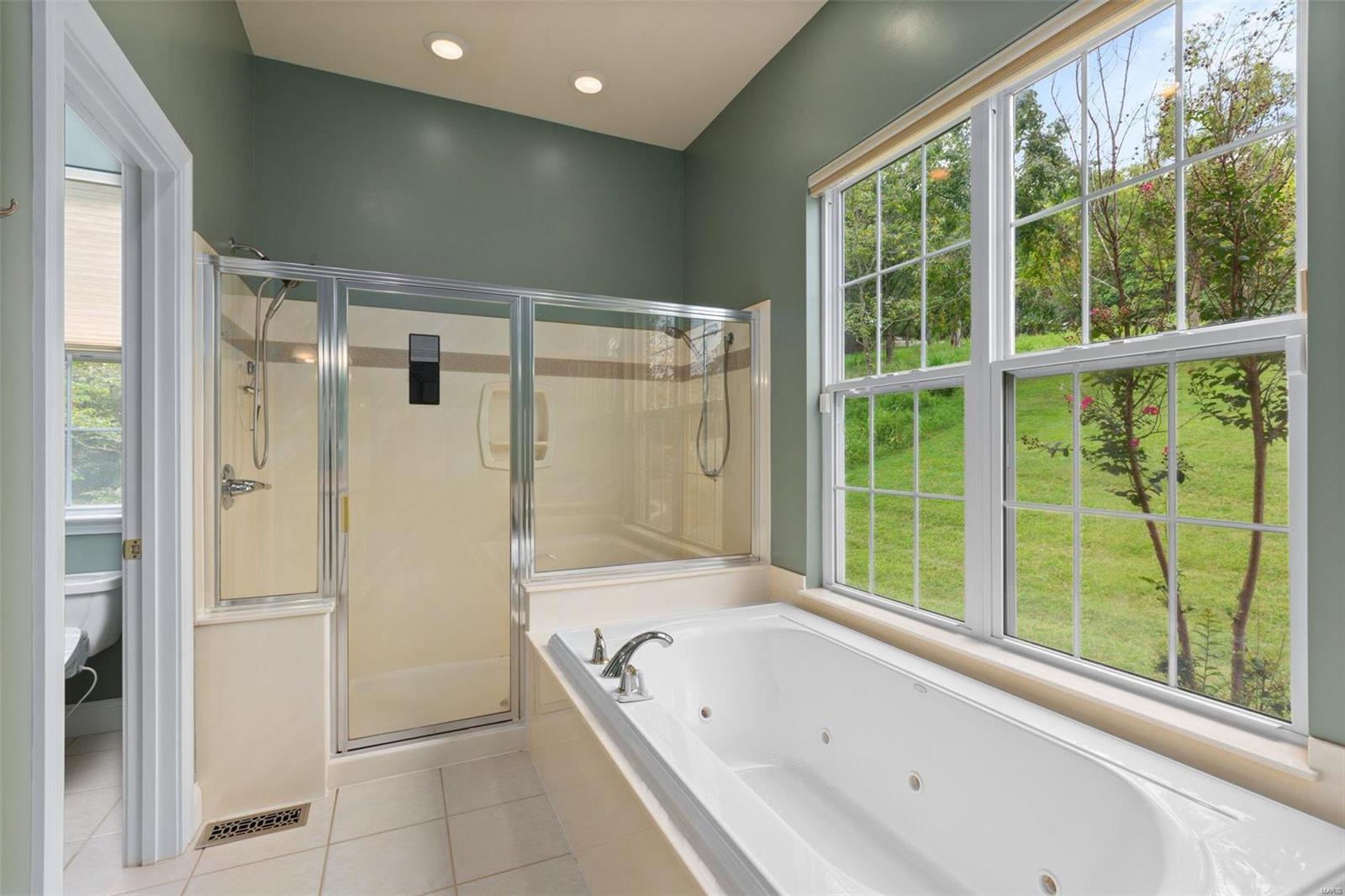 760 Heatherstone Drive