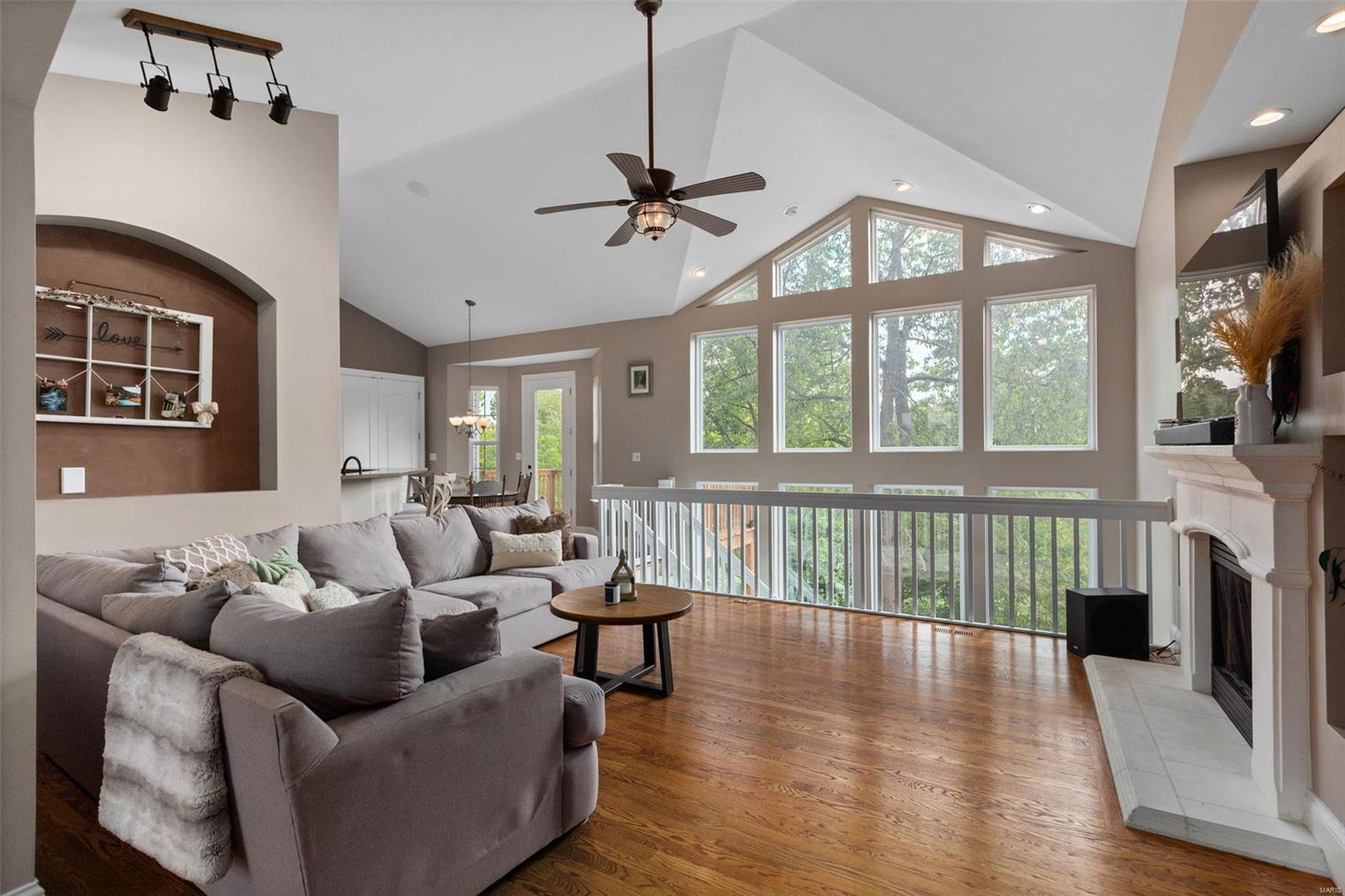 760 Heatherstone Drive