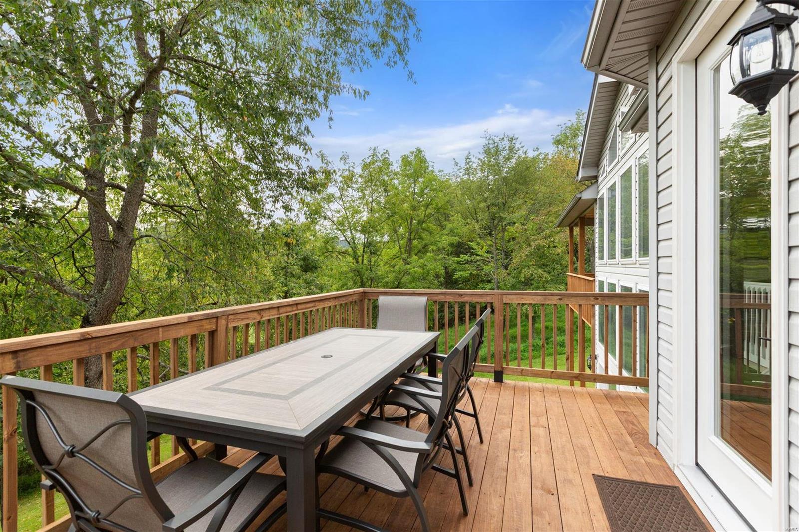 760 Heatherstone Drive