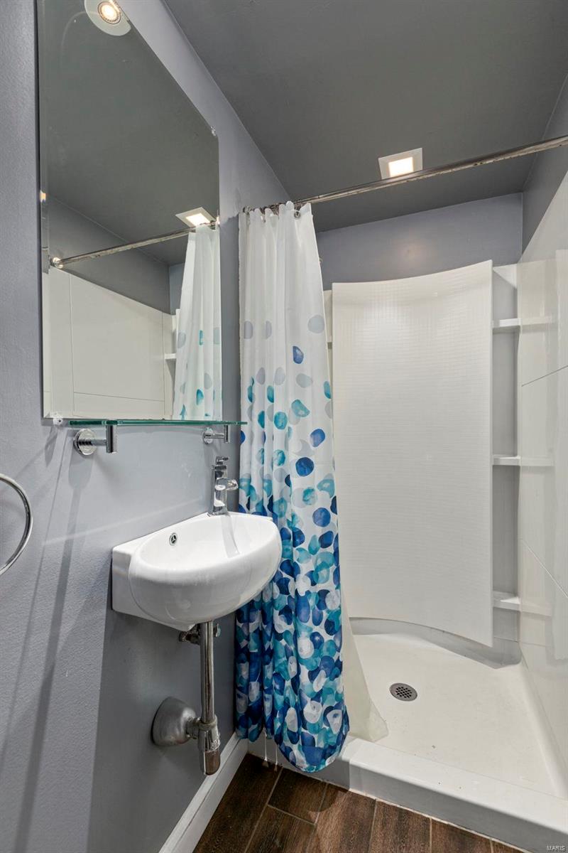 7231 Winchester Drive