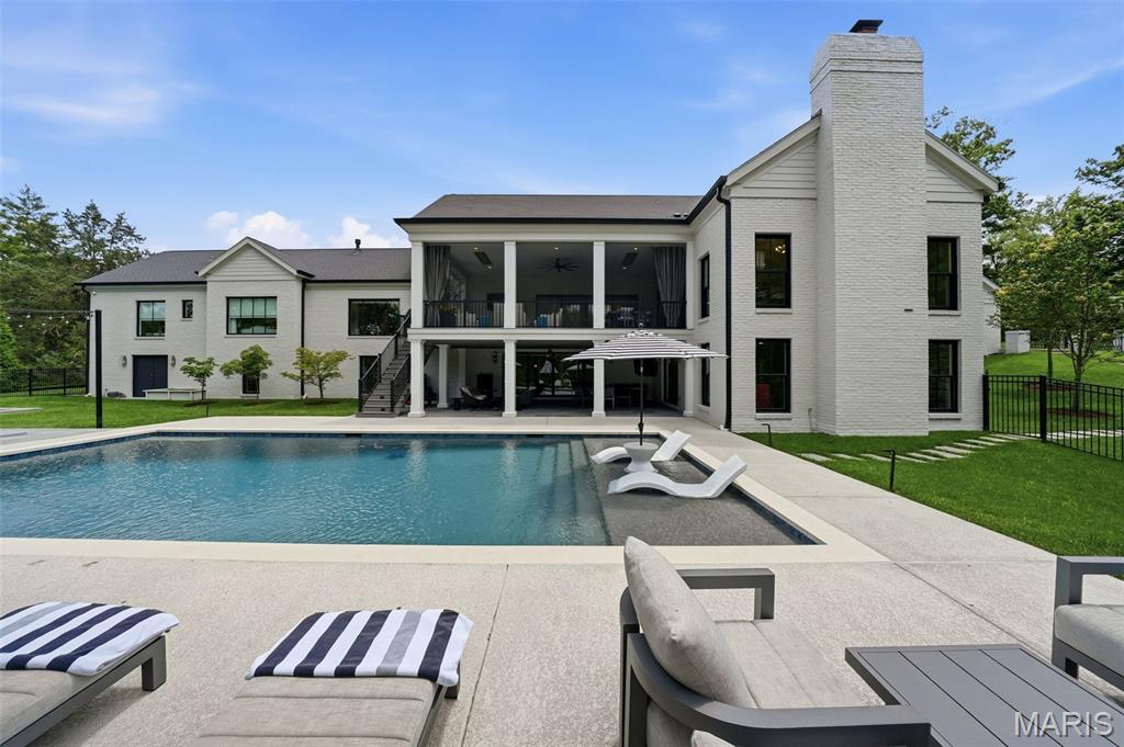 4 Warridge Drive