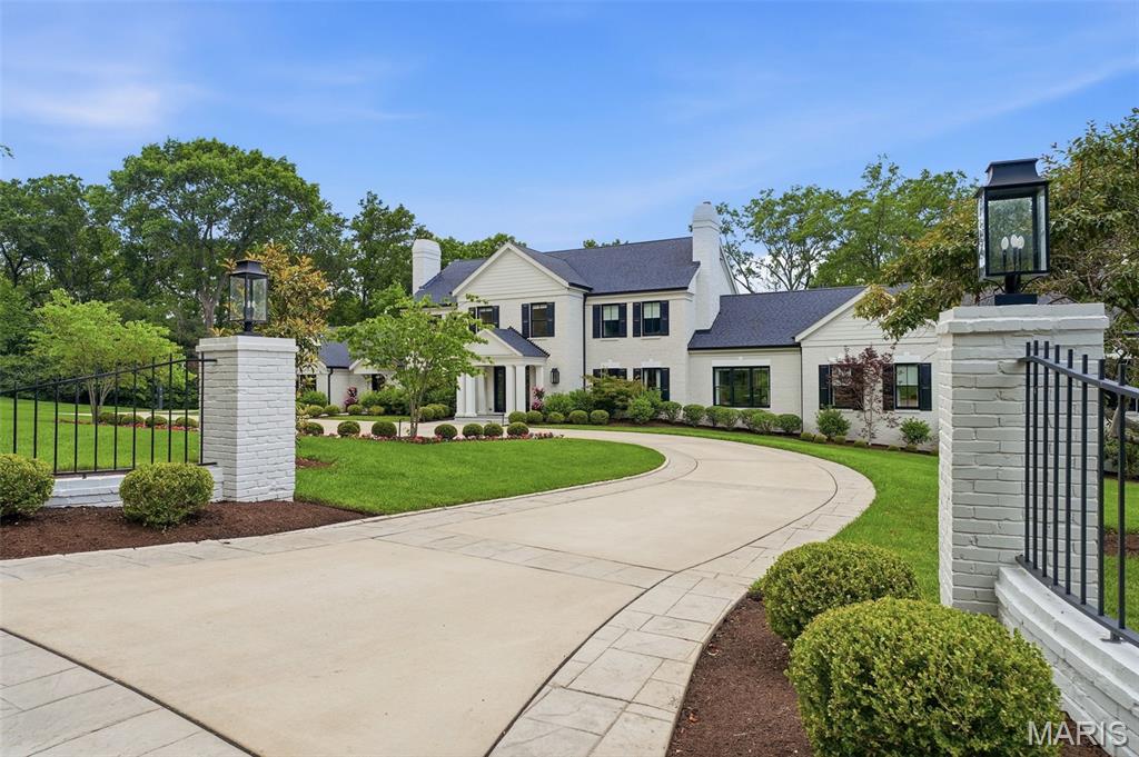 4 Warridge Drive