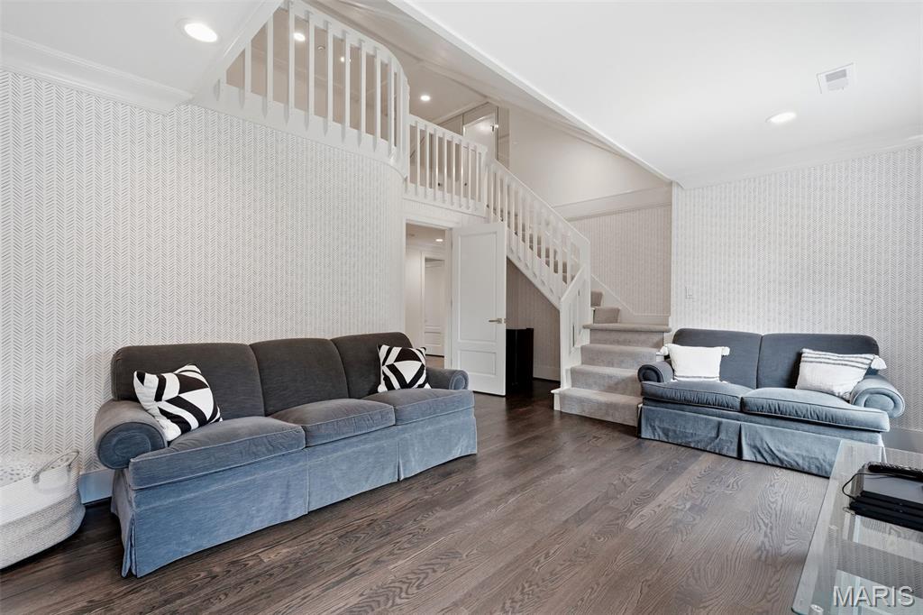 4 Warridge Drive