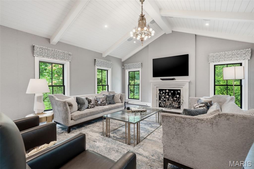 4 Warridge Drive