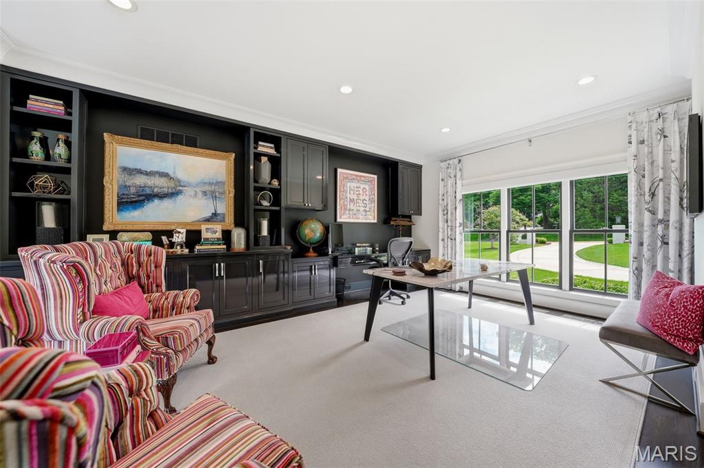 4 Warridge Drive