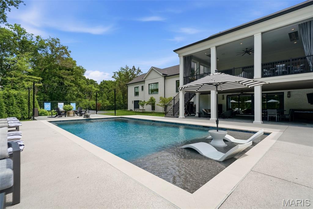 4 Warridge Drive
