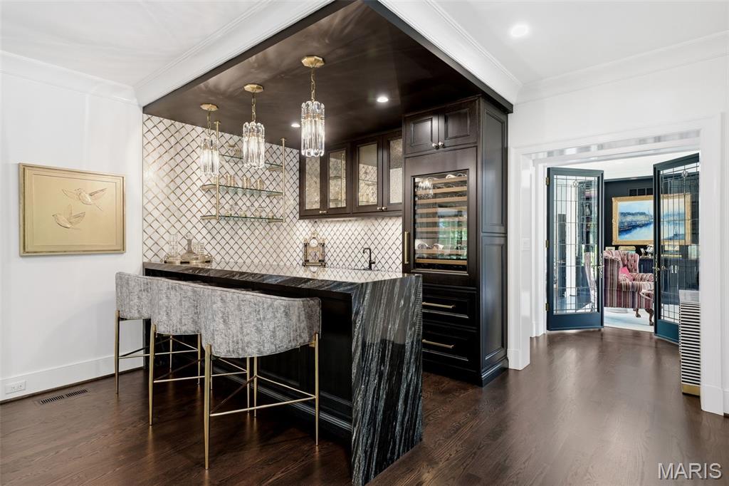 4 Warridge Drive