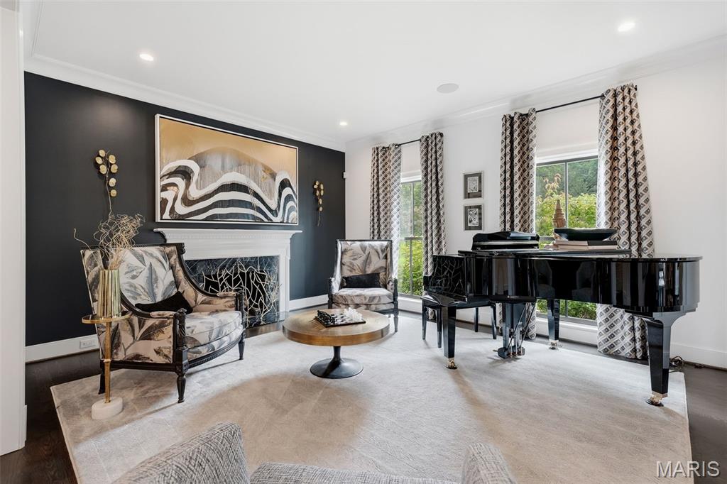 4 Warridge Drive