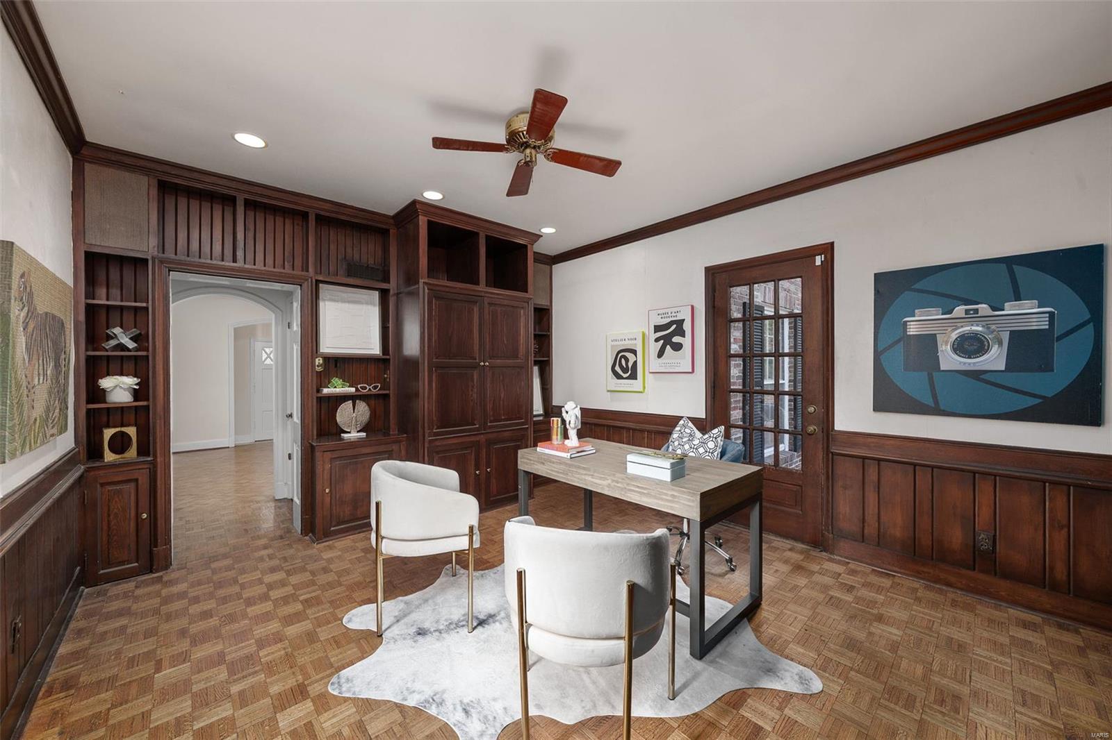 10 Log Cabin Drive