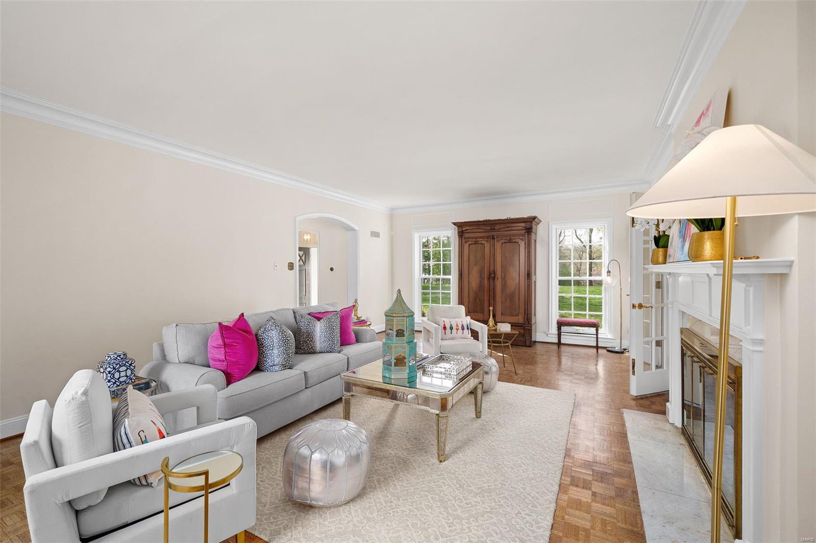 10 Log Cabin Drive