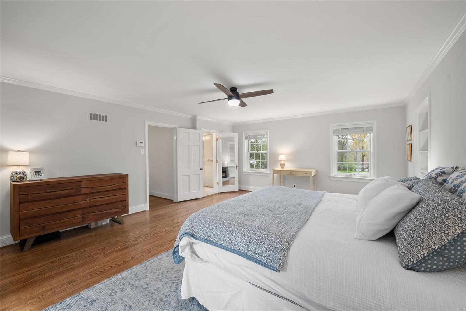 10 Log Cabin Drive