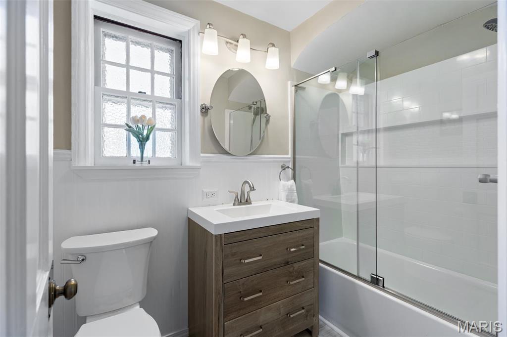 7487 Shaftesbury Avenue