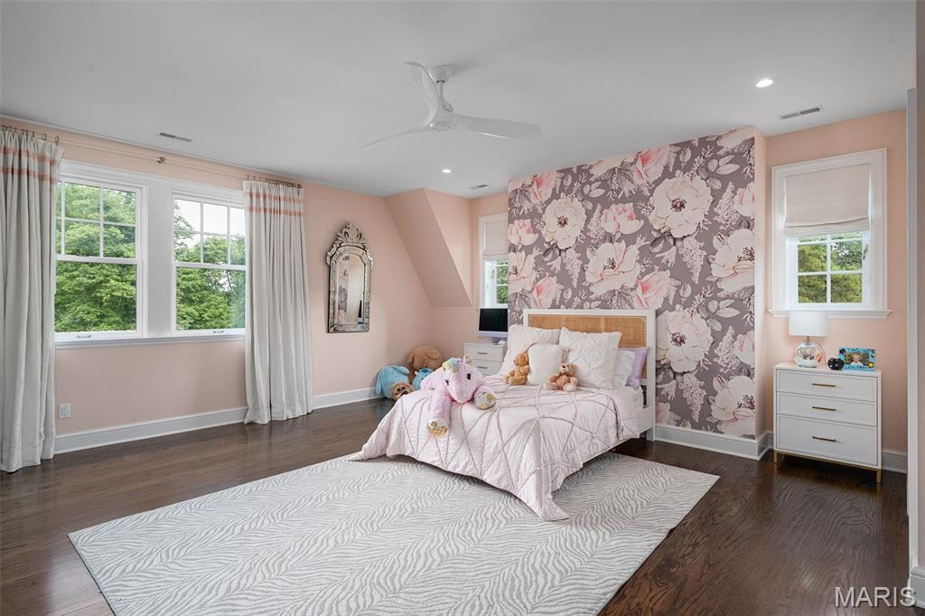 466 S Price Road