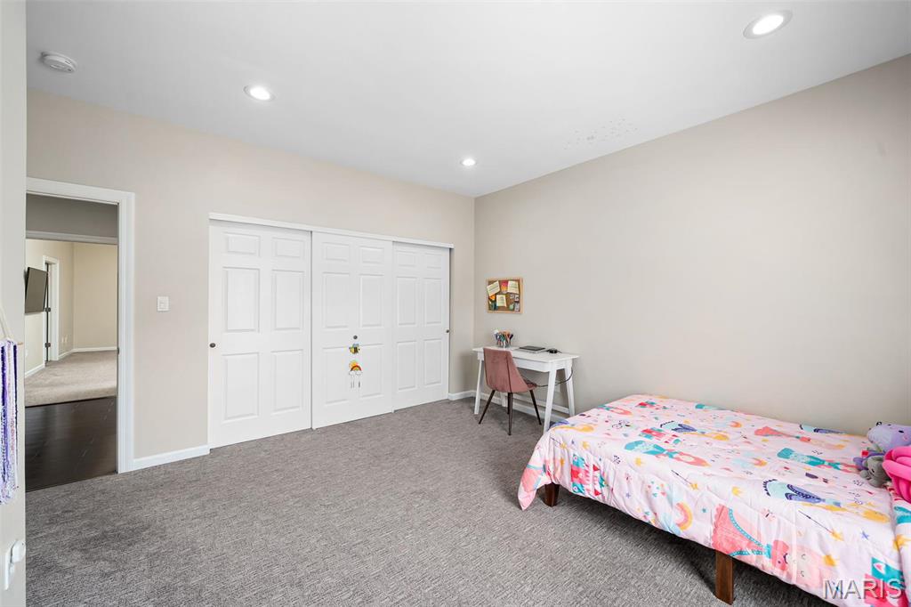 17 Nantucket Island Court
