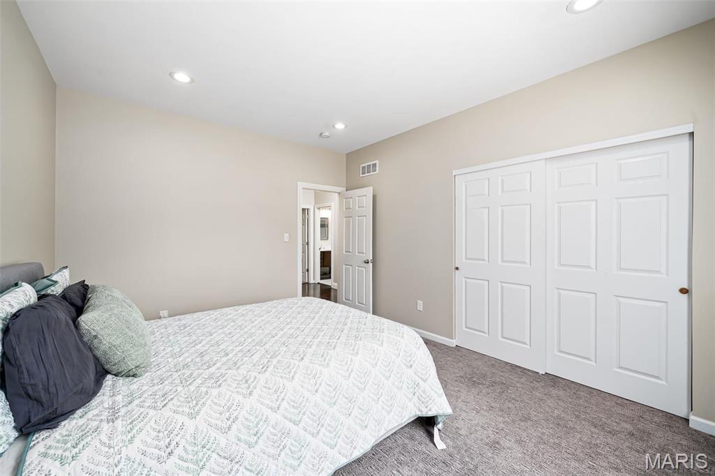 17 Nantucket Island Court