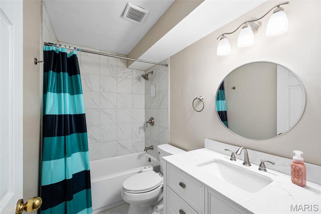 17 Nantucket Island Court