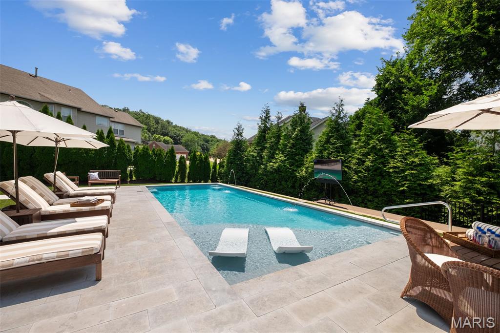 415 Thorntree Lake Court