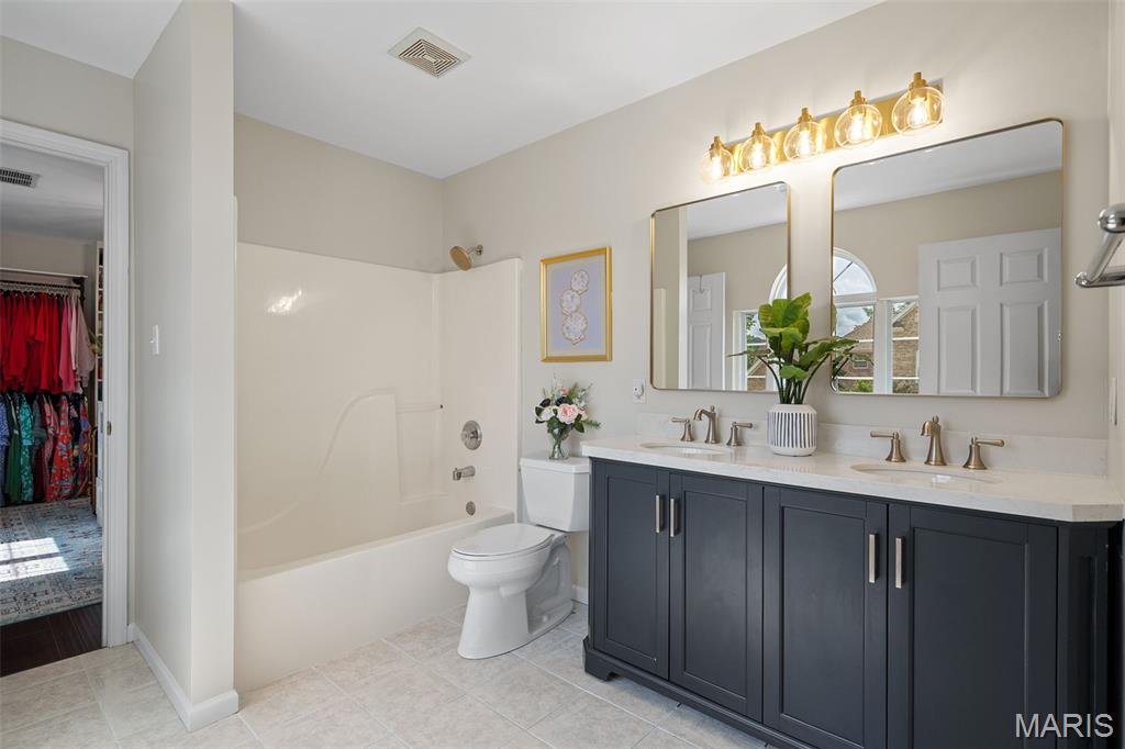 415 Thorntree Lake Court