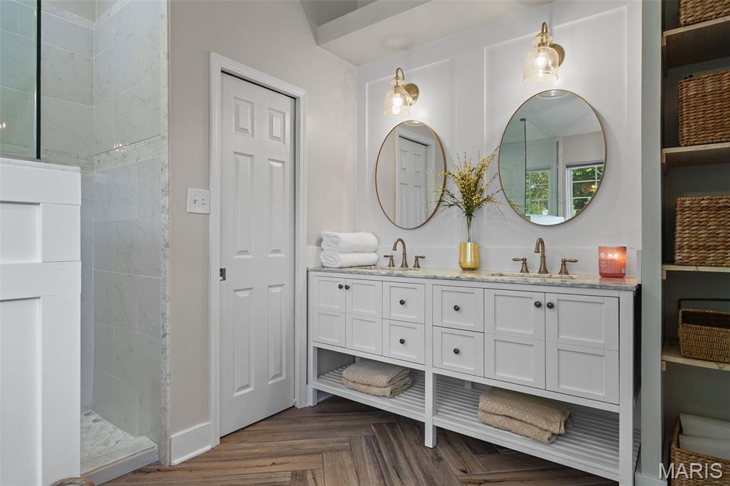 415 Thorntree Lake Court