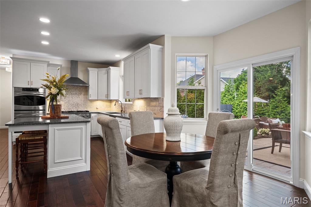 415 Thorntree Lake Court