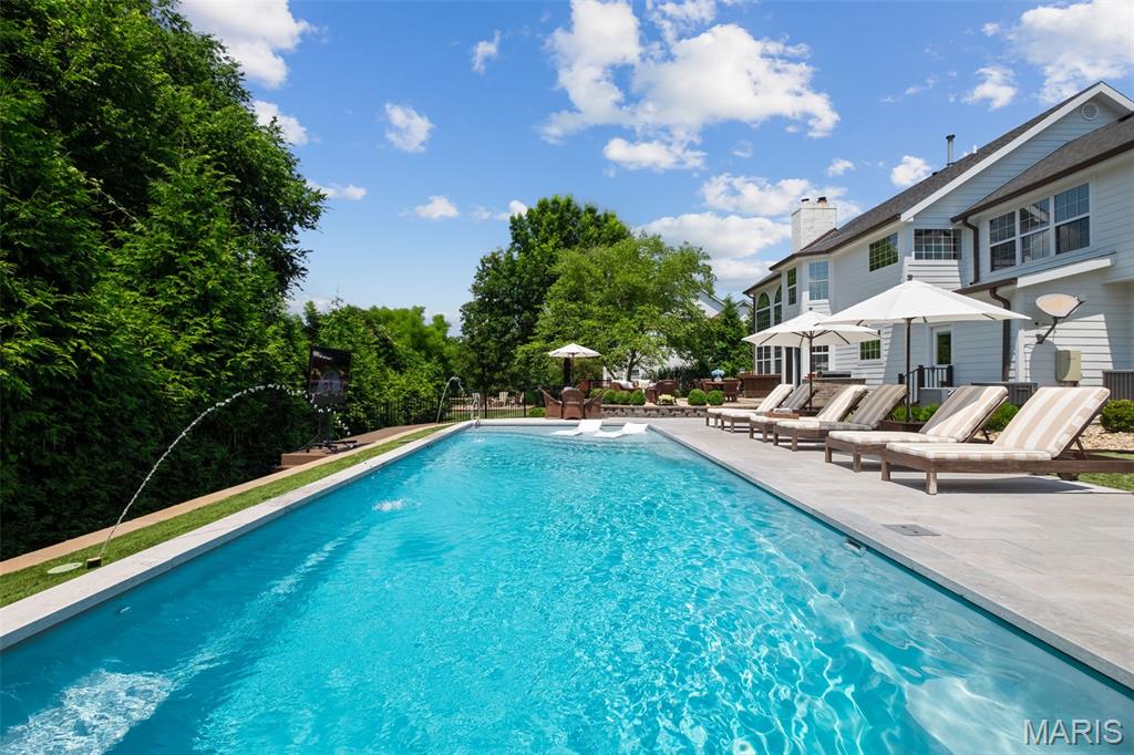 415 Thorntree Lake Court