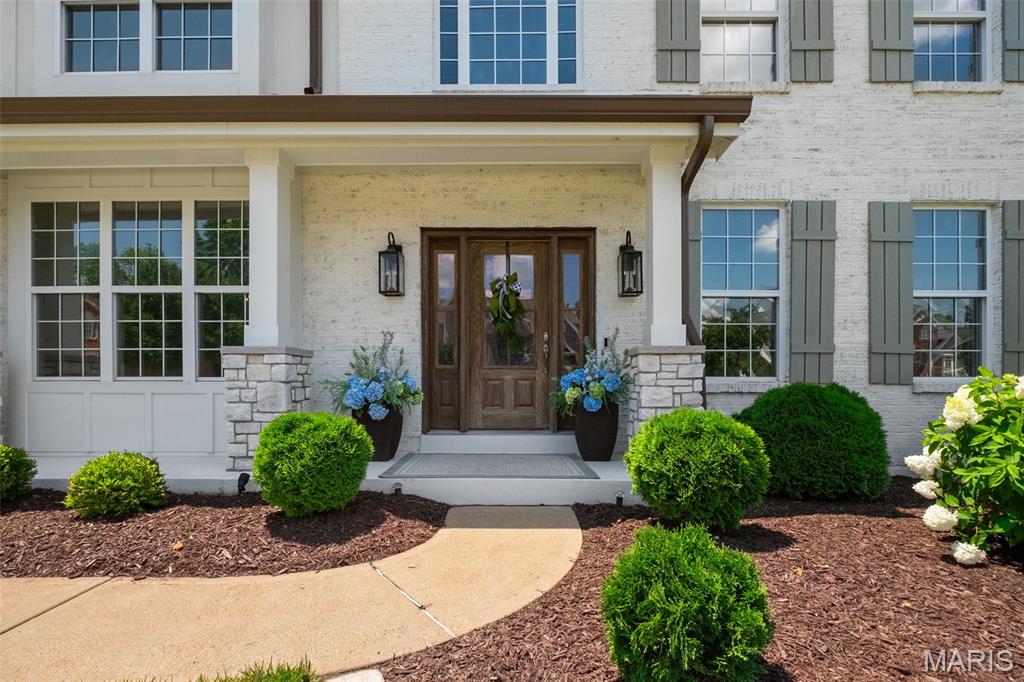 415 Thorntree Lake Court