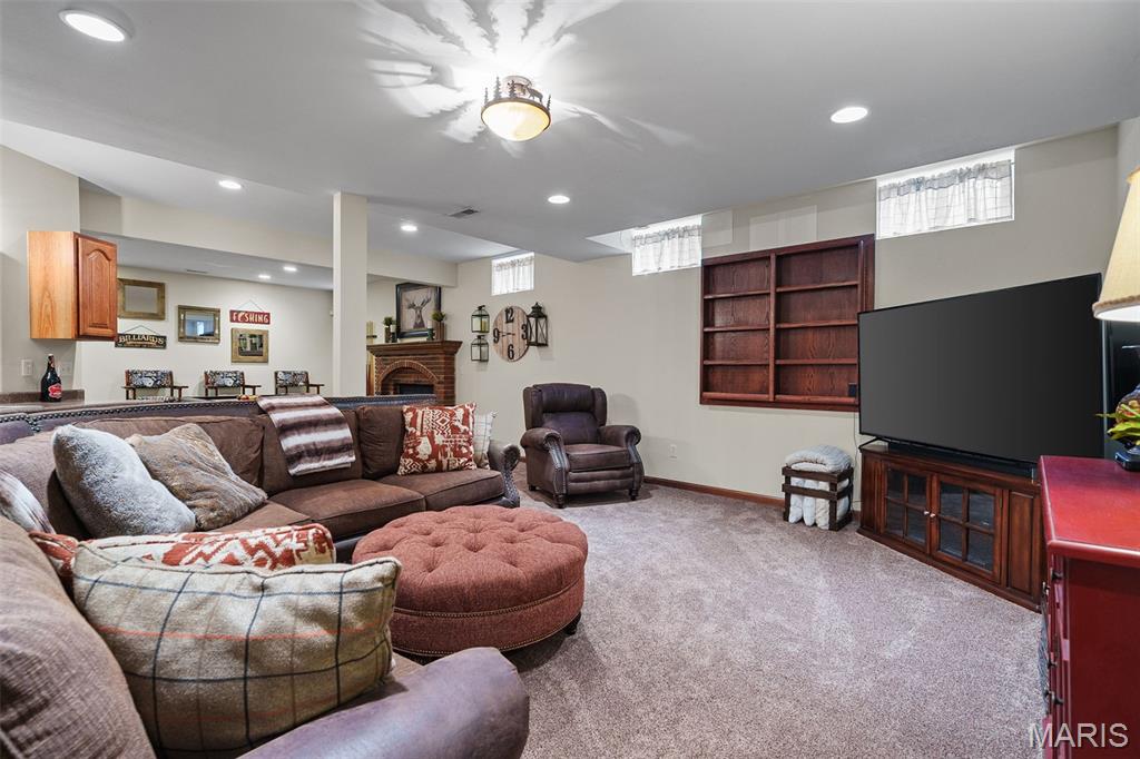 415 Thorntree Lake Court