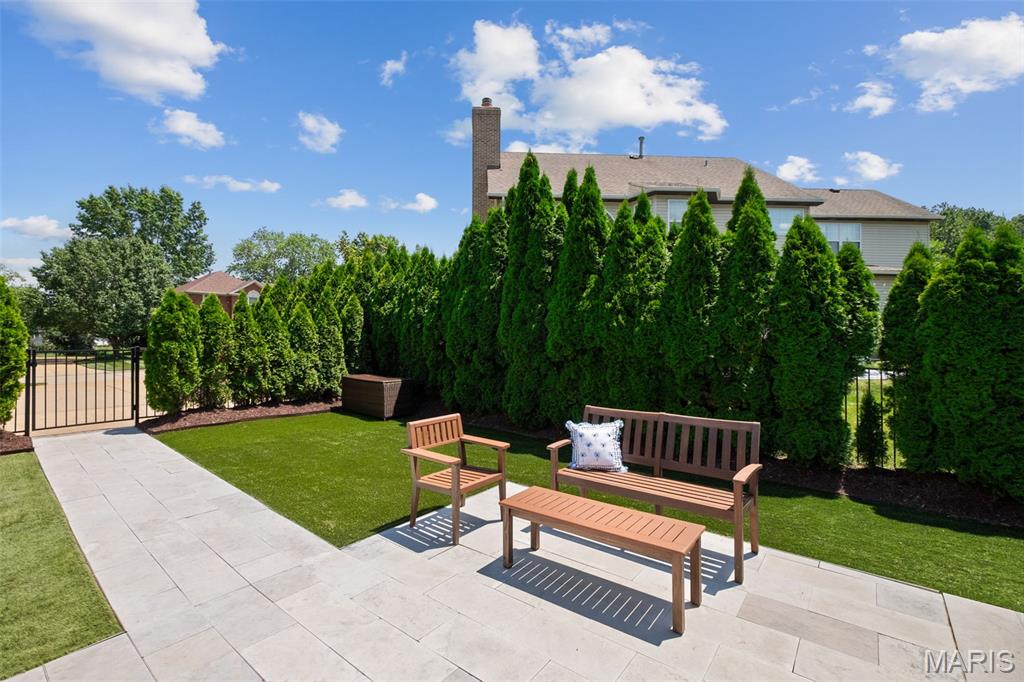 415 Thorntree Lake Court