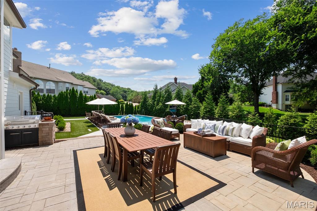 415 Thorntree Lake Court