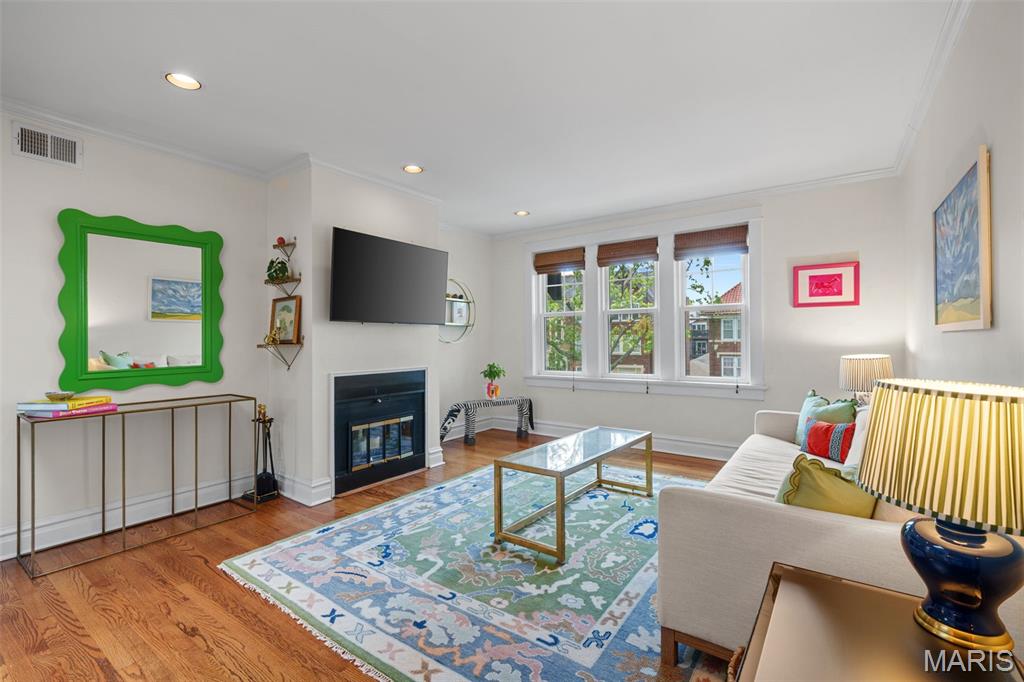 7521 Byron Place Unit: 3E