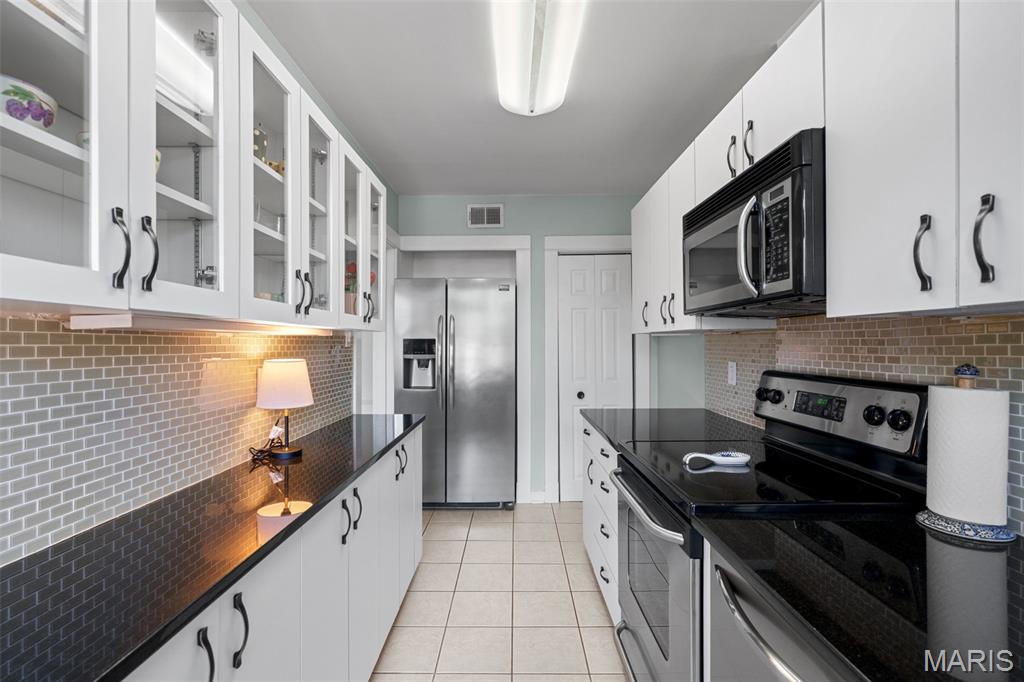 7521 Byron Place Unit: 3E