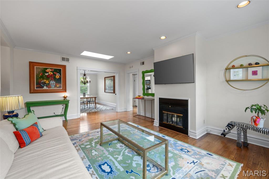 7521 Byron Place Unit: 3E